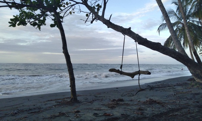 Manzanillo House | Big Beachfront House , 2 bathrooms, A/C, hot showers, 2 kitchens, & porch!