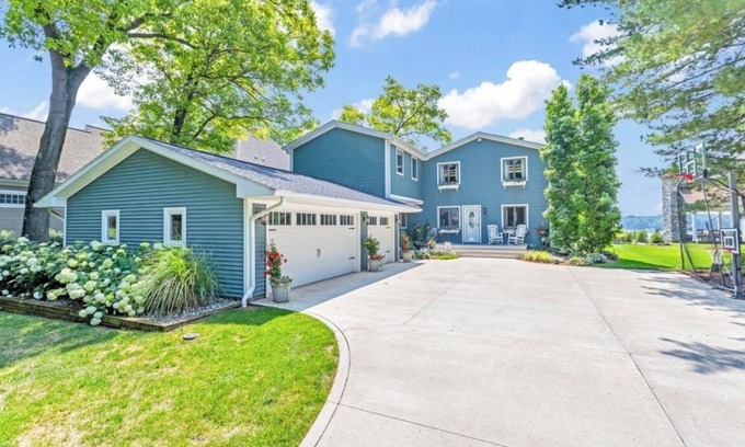 Horton House | Big Blue Haven -Lakefront Sleeps 24