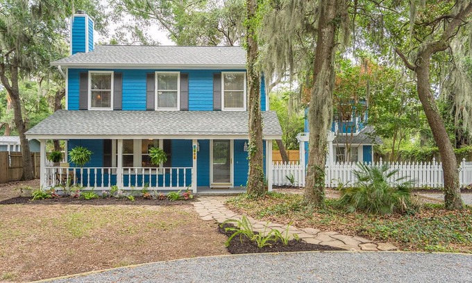 Port Royal House | BIG BLUE in Port Royal Sleep 9 - Parris Island Graduation Welcome