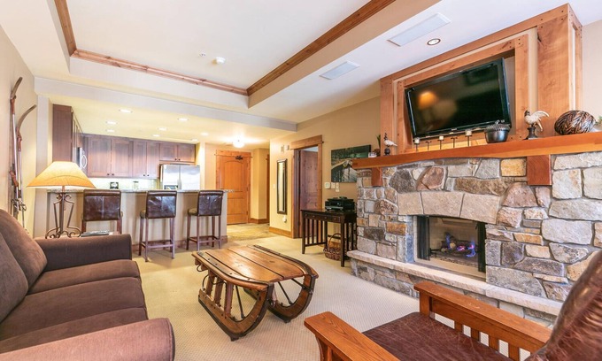 Truckee Condo | Big Horn 205| Steps Away from Gondola in the Village at Northstar| Sleeps 4| Hot Tub and Gym Access