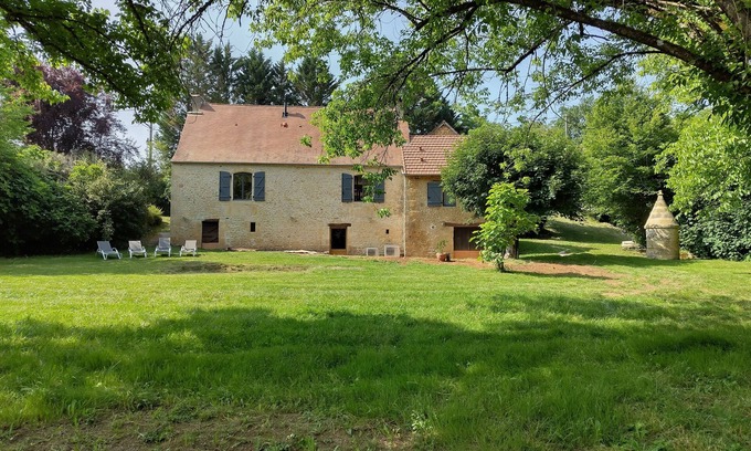 Tursac House | Big house perigourdine-nature-baignade-Vézère