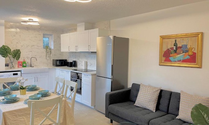 Wapping Apartment | Big Shadwell House Close Station and Tower Bridge