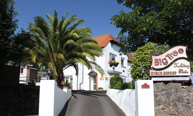 St. Michaels Apartment | Big tree holiday flats Flat4