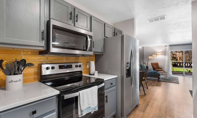 Branson Condo | Bigfoots' Bluff Retreat