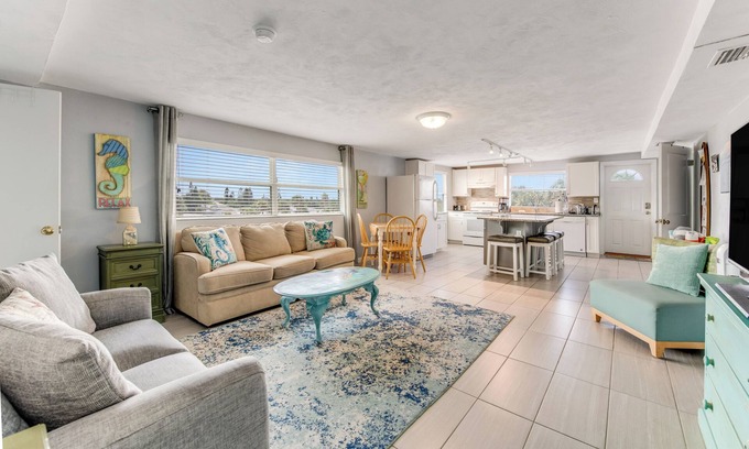 Ormond-by-the-Sea Apartment | Bike Week! Ocean view! Big rig and trailer parking! Garage!