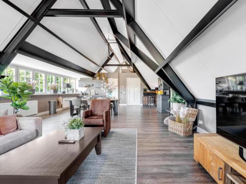 Reutum Apartment | Billie