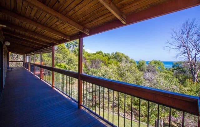 Seventeen Seventy House | Bimbimbi - Two-Bedroom Rustic Holiday Hideaway with Gorgeous Views in Historic 1770