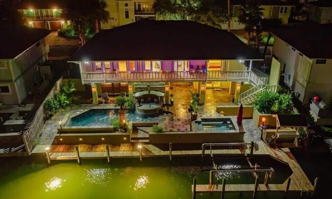 Key Allegro House | Bimini`s All 4 Sea Suns -Year-Round Fun!