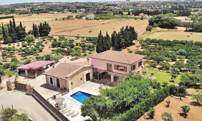Majorca Villa | Biniaco 239 magnificent villa with private pool, large outdoor area, barbecue and air conditioning