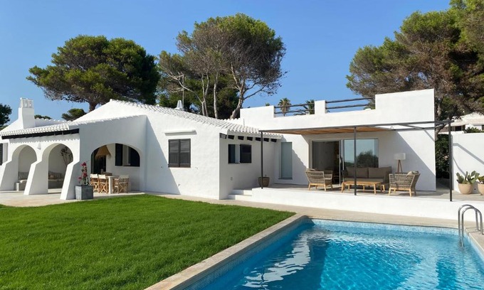 Binibequer Vell Villa | BiniFa - Lovely luxury villa few steps from the sea