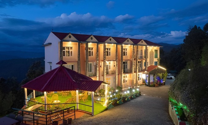 Almora Hotel | Binsar Eco Resort, Binsar - Uttarakhand