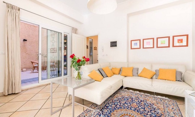 Historic Castle District Apartment | Biora Apartments
