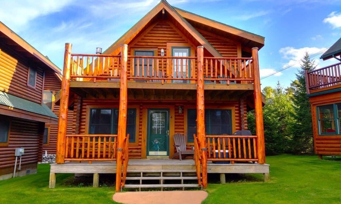Cheboygan Cabin | Birch Lodge #4 Summar