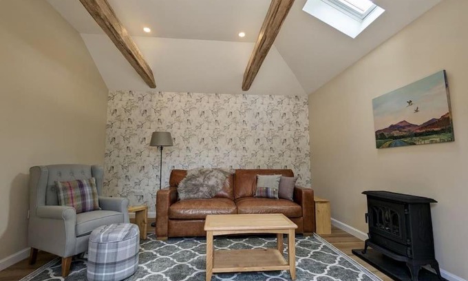 Pitlochry House | Birchwood Bothy