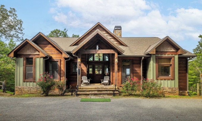 Ellijay Cabin | Birchwood Lodge in Ellijay