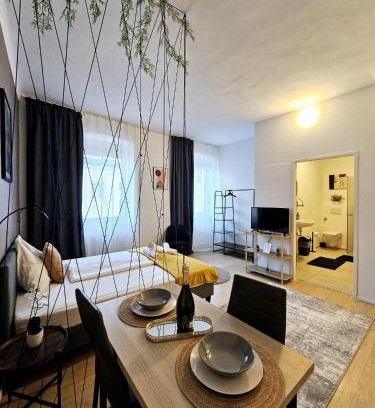 Klagenfurt am Woerthersee Apartment | Bird Home Room 8