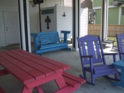 Crystal Beach House | Bird of Paradise - 3 Bedroom, 2 Bath, Sleeps 10.