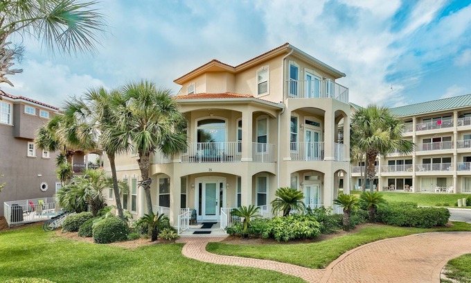 Miramar Beach House | Bird of Paradise, see the # of 5-stars & new LR furn.