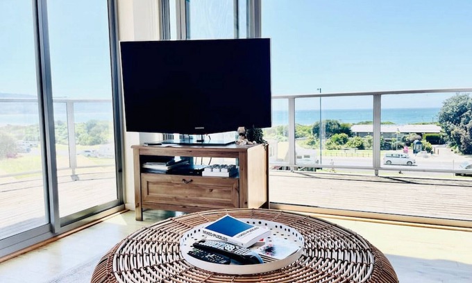 Apollo Bay House | Bird's Nest - Absolute Oceanviews!