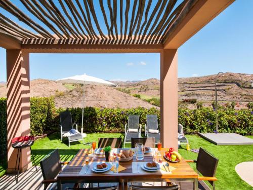Salobre Villa | Birdie 13 by VillaGranCanaria