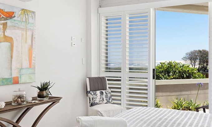 Anna Bay House | Birubi Beach Waterfront