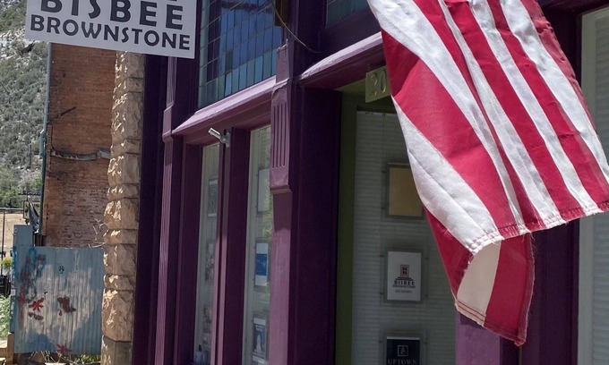Bisbee Apartment | Bisbee Brownstone Suites