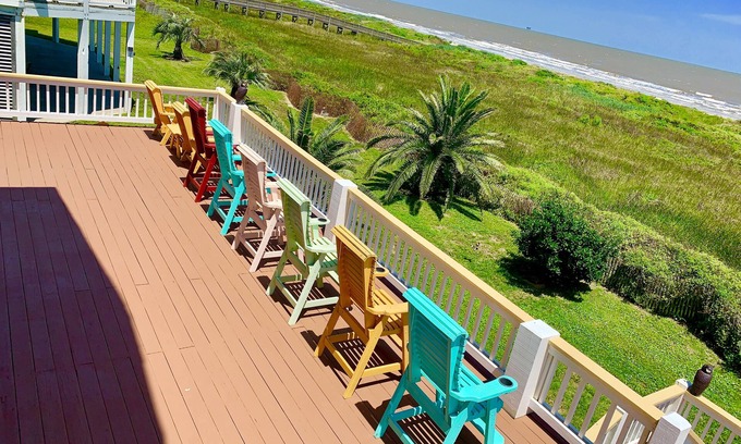 Galveston House | Biscayne Blue Paradise - BEACH FRONT/LARGE DECK/GATED