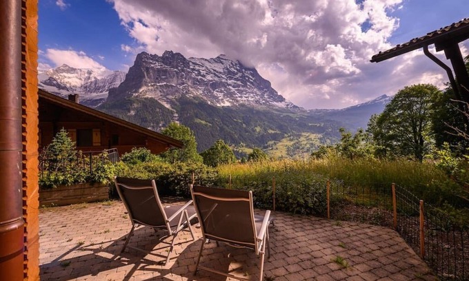 Grindelwald Apartment | Bisi, where alpine dreams come true!