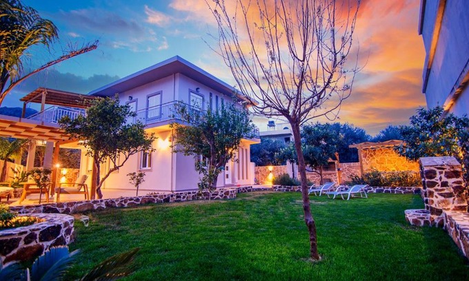 Palaiochora Villa | Bitsakis Family - Paleochora Luxury Villa