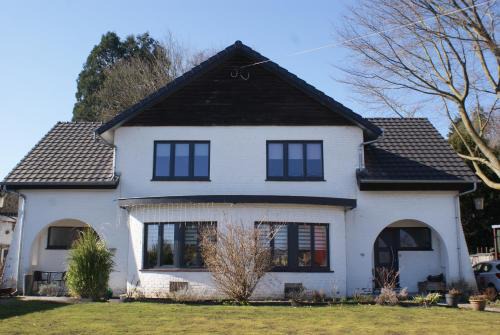 Herstal Apartment | Bizette67