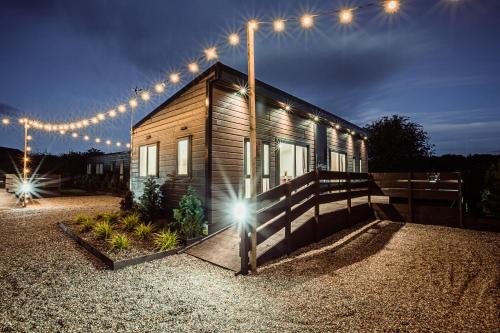 Barmston Cabin | Black Bull Retreat, Barmston with Private Hot Tubs