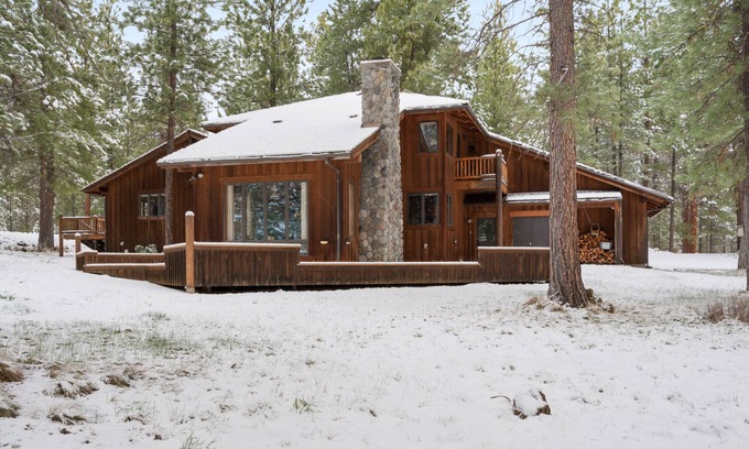 Black Butte Ranch House | Black Butte Ranch Glaze Meadow 433