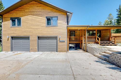 Lead House | Black Hills Hideaway