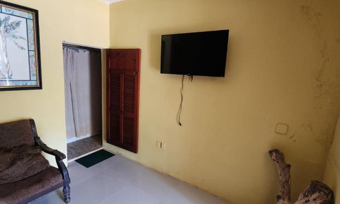 West Gate Hills Apartment | BLACK HOUSE JA vacation rental