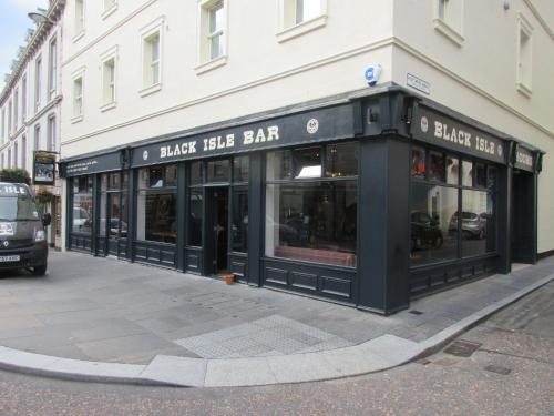 Inverness City Centre Hostel | Black Isle Bar & Rooms