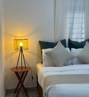 Lusaka House | Black Pearl Inside Room