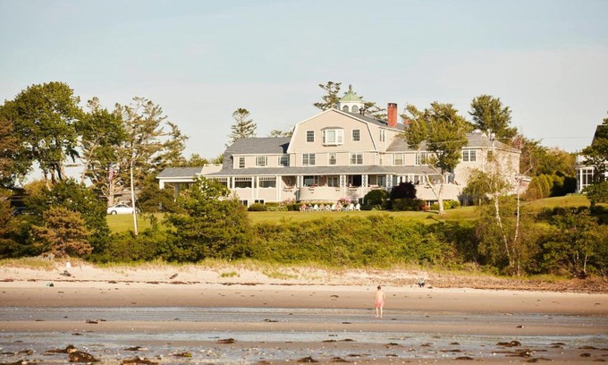 Scarborough Hotel | Black Point Inn