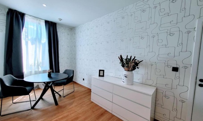 Nimy Apartment | Black&White Studio