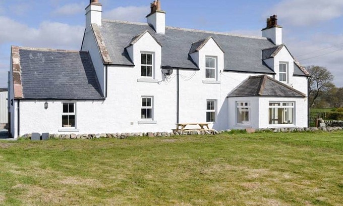 Gatehouse-of-Fleet Cottage | Blackloch - a house that sleeps 6 guests in 3 bedrooms