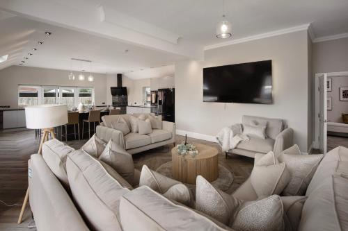 South Shore Villa | Blackpool Pleasure Beach Luxury Villa