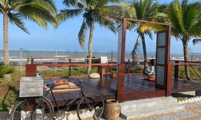 Tanjung Resort | Blackstone Beach Resort