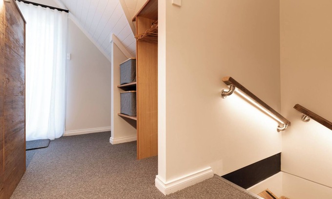 Evandale Apartment | Blackwood Tree Barn Conversion with Parking & Wifi