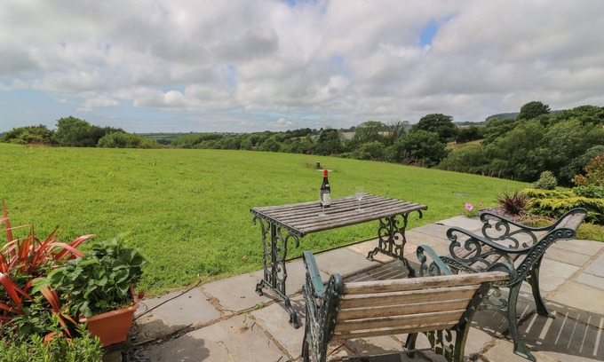 Carmarthen Cottage | Blaenffynnon Bach