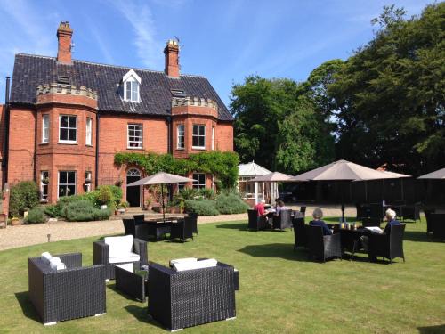 Holt House | Blakeney House