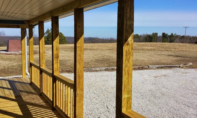 Newnata Cabin | Blanchard Caverns Cabin & 31 Acres on Scenic Hwy 14