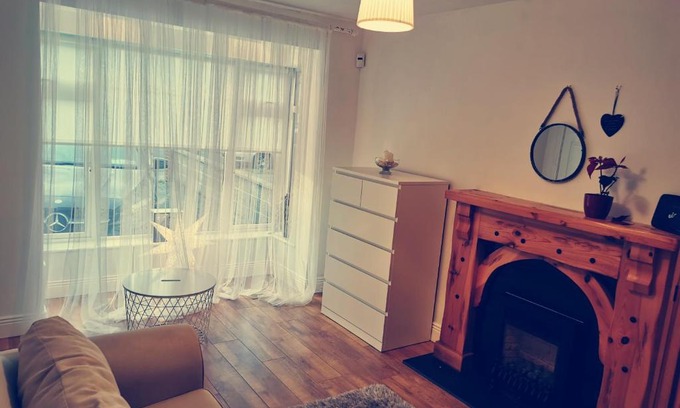 Ongar House | Blanchardstown Airbnb accommodation