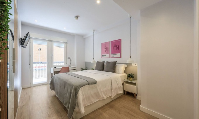 Gaztambide Bed & Breakfast | Blasco de Garay, double room with gym 107