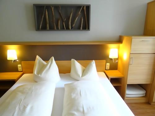 Pleinfeld House | "Blauer Bock" - Hotel-Garni