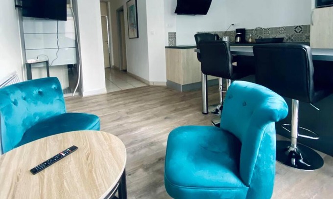 Champ-Capelet Apartment | *Bleu Saphir* centre de Vichy