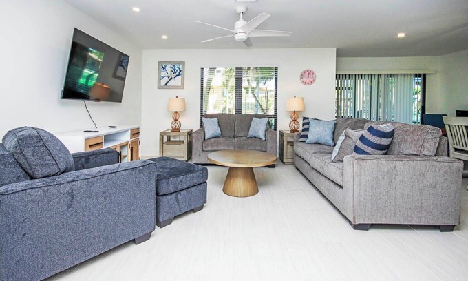 Sanibel House | Blind Pass E103 - over 1500 sq ft ~ 8 person occupancy